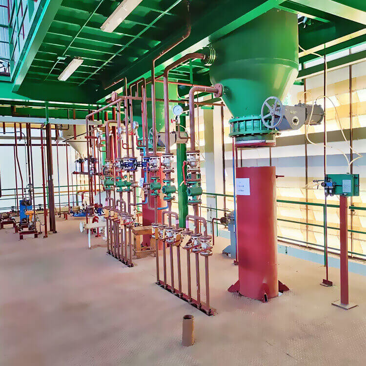Lard oil refining equipment