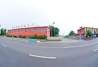 公司成立，命名“滑縣糧機廠”